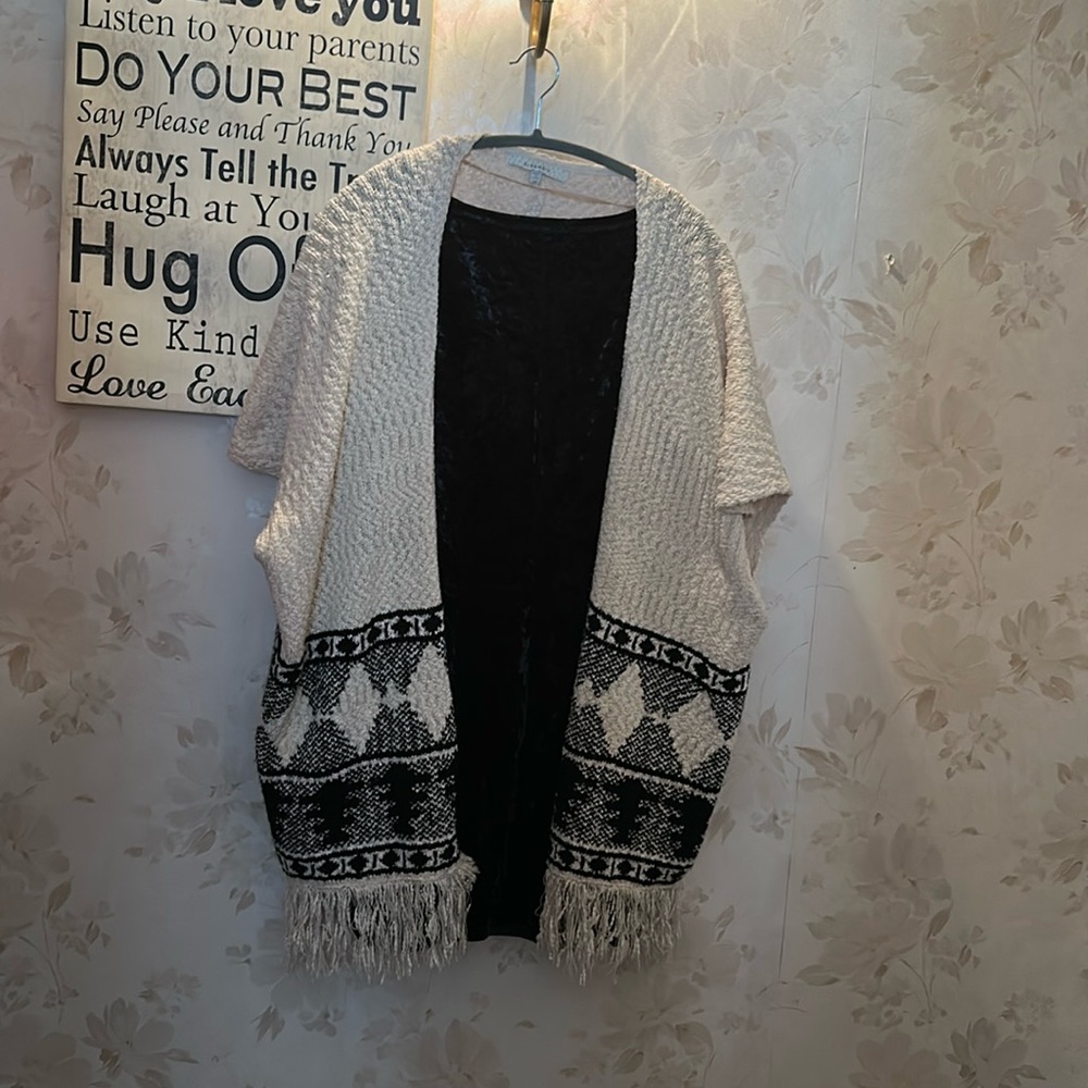 Dreamers Southwest fringe poncho